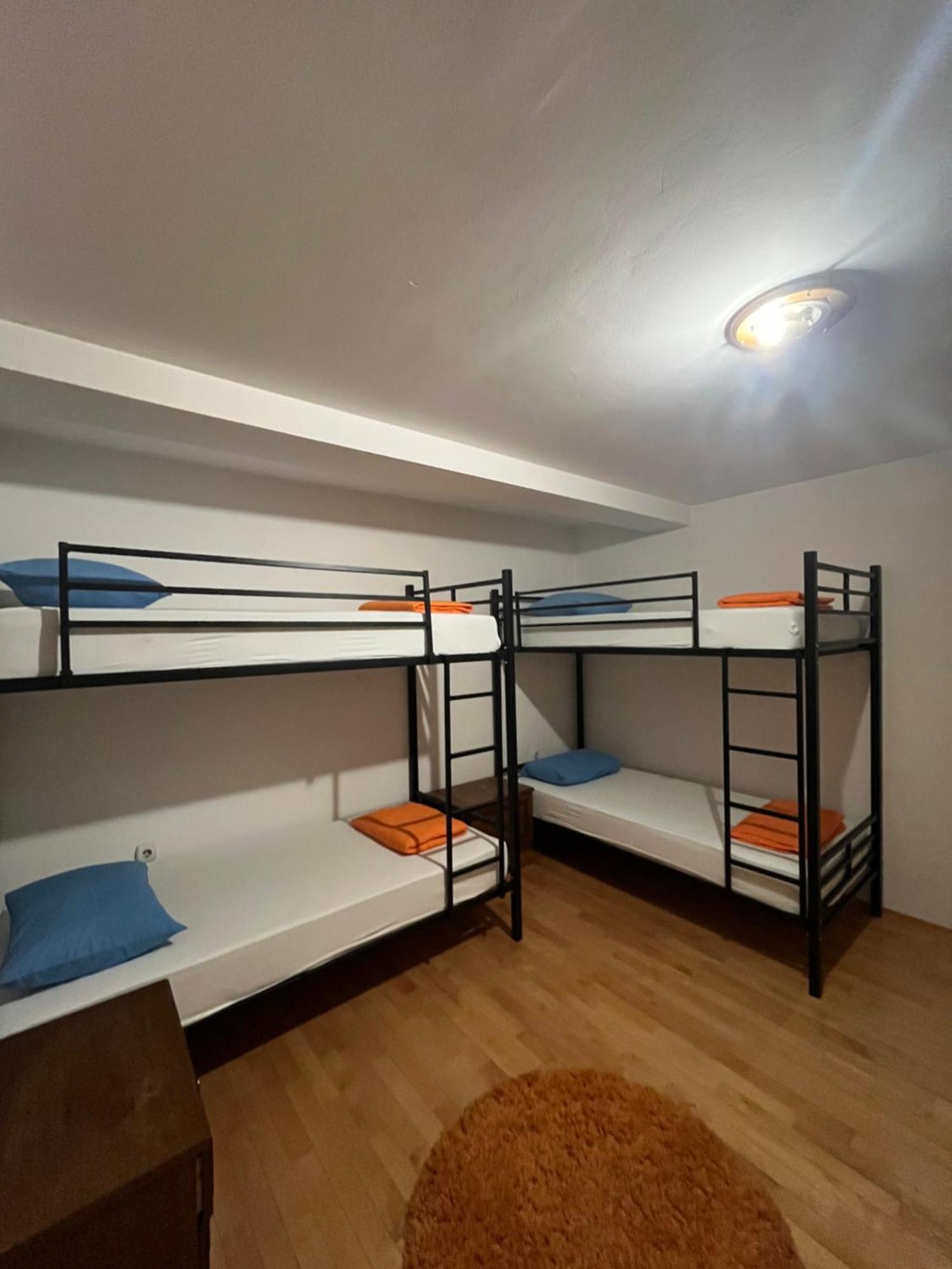 Blue Orange Hostel Skopje Extérieur photo